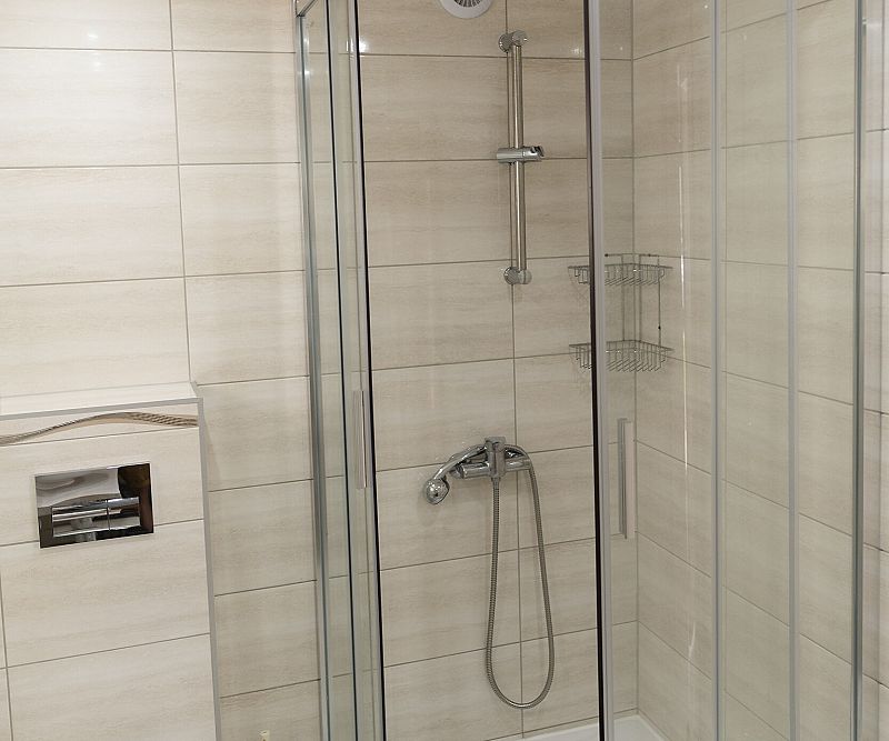 Łazienka pokój 3-4 osobowy